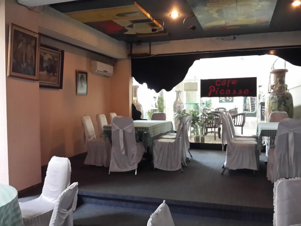 Reddoorz Near Kebayoran Baru Blok S Hotel 3*