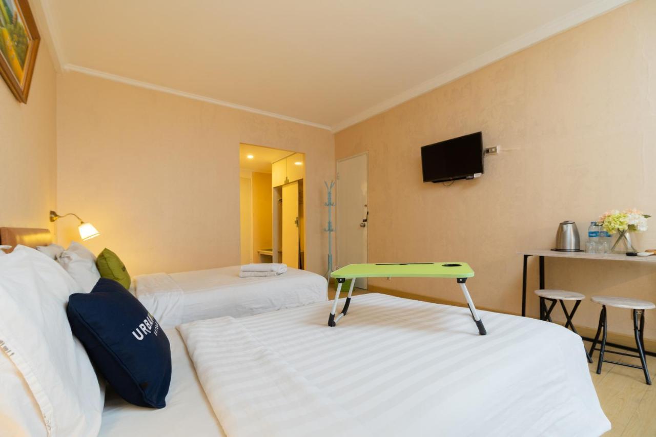 Hotel Reddoorz Near Kebayoran Baru Blok S
