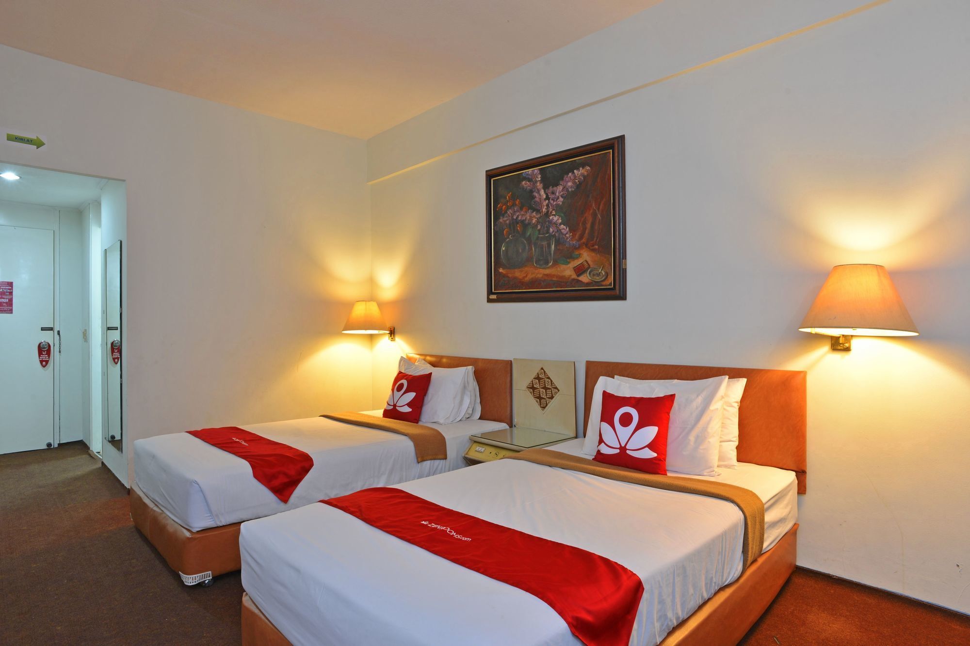 Reddoorz Near Kebayoran Baru Blok S Hotel 3*